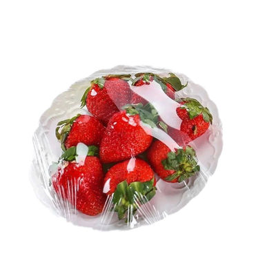 PVDC PVC PE Paketleme Plastik Sarma Roll Şeffaf PE Koruyucu Gıda Yapıştırıcı Filmi Kaydırma Kesicisiyle